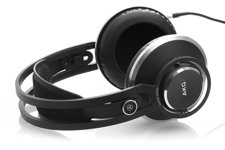 Фото AKG K872