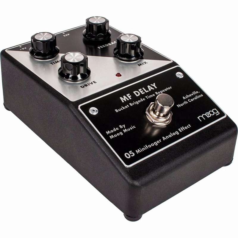 Фото Moog Minifooger Analog Delay