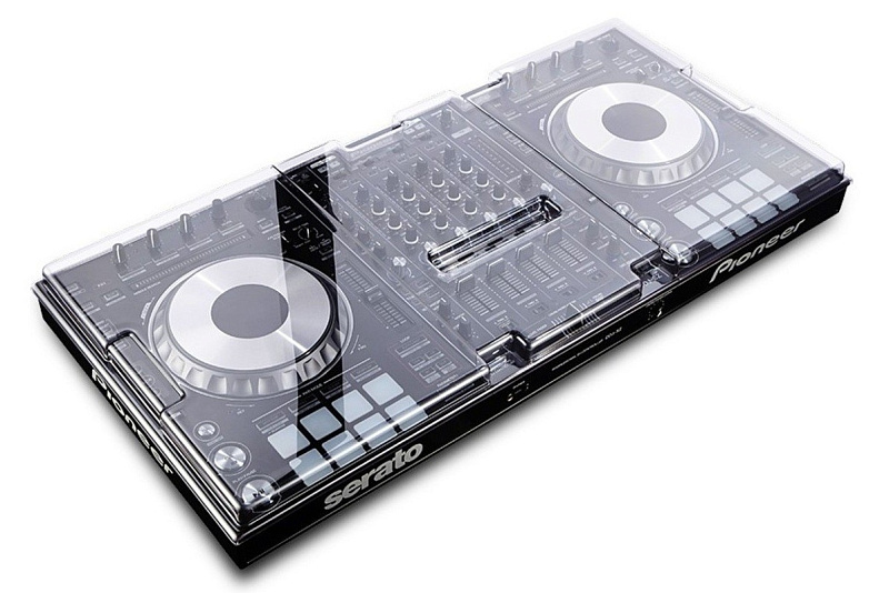 Фото Reloop Mixon 4 cover by Decksaver