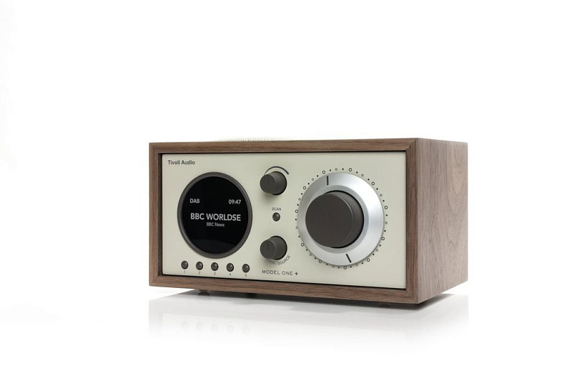 Фото Радиоприемник Tivoli Model One+ Classic Walnut